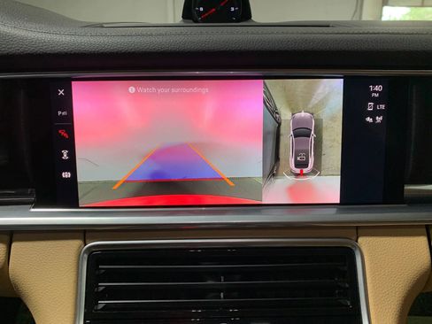 Used 2023 Porsche Panamera image 15