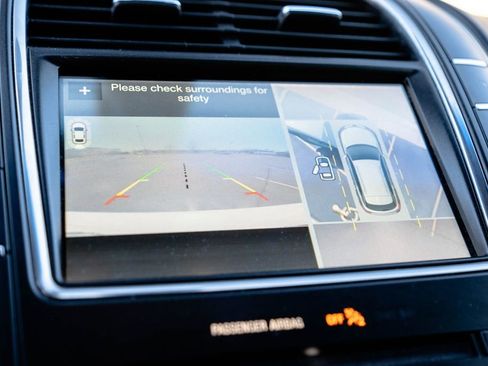 Used 2018 Lincoln MKX Reserve w/ Driver Assistance Package image 28