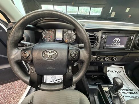Used 2019 Toyota Tacoma SR RWD image 18