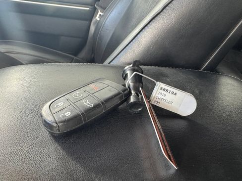 Used 2018 Chrysler 300 Limited w/ Safetytec Plus Group AWD/4WD image 3