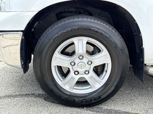 Used 2013 Toyota Tundra 2WD Double Cab w/ Tow Pkg image 12