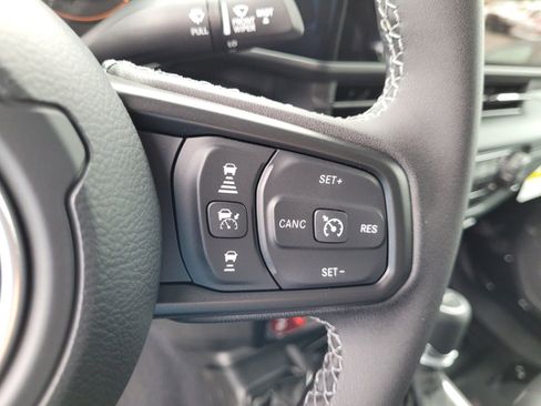 New 2025 Jeep Gladiator Rubicon w/ Convenience Group image 20