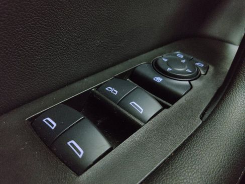 Used 2024 Chevrolet Blazer LT w/ Convenience Package FWD image 27