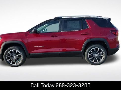 New 2026 GMC Terrain Elevation w/ Elevation Premium Package image 3