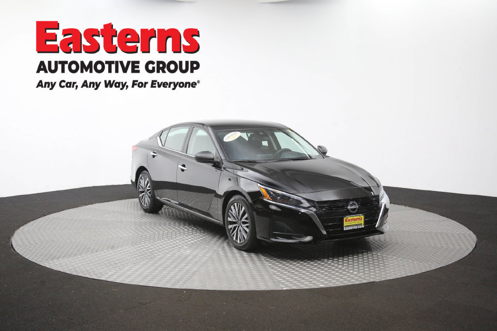 Used 2024 Nissan Altima 2.5 SV FWD image 52