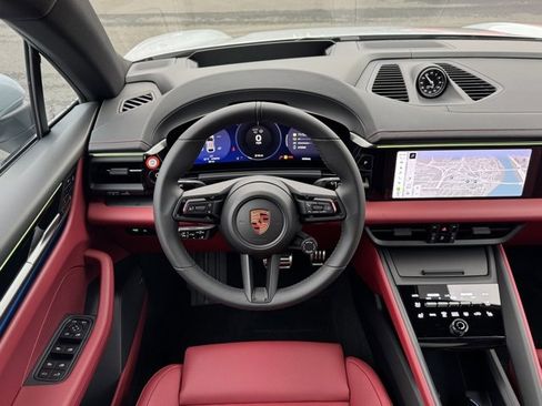 New 2025 Porsche Macan 4S Electric image 17