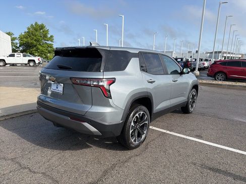 New 2026 Chevrolet Equinox LT FWD image 3