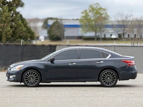 Used 2013 Nissan Altima 2.5 S image 8