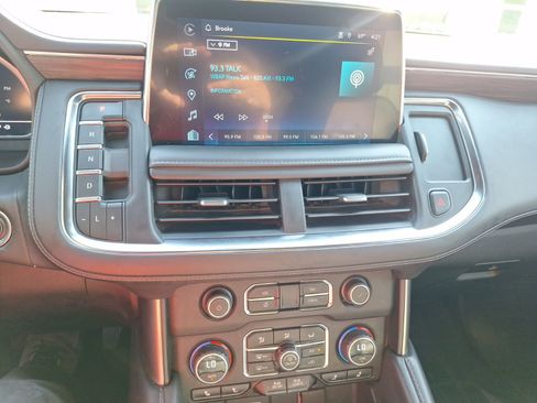 Used 2023 Chevrolet Tahoe Z71 w/ Luxury Package image 26