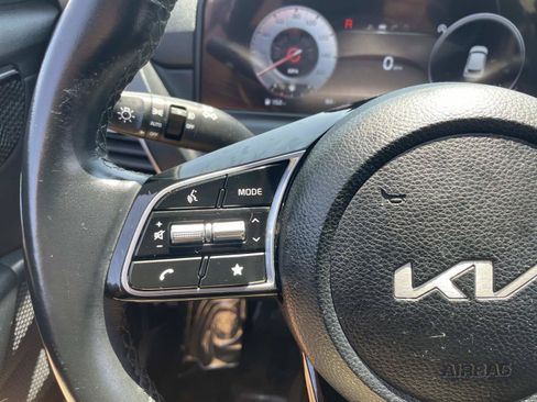 Used 2024 Kia Seltos EX AWD/4WD image 30