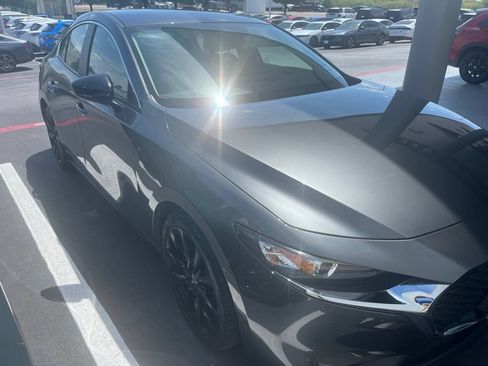 Used 2024 MAZDA MAZDA3 s FWD image 3