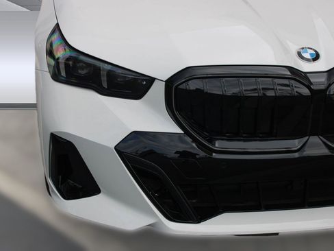 New 2026 BMW 530i w/ M Sport Package RWD image 11