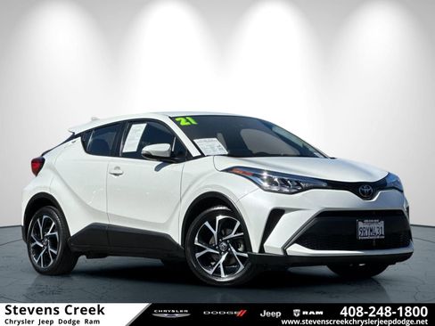 Used 2021 Toyota C-HR XLE image 1