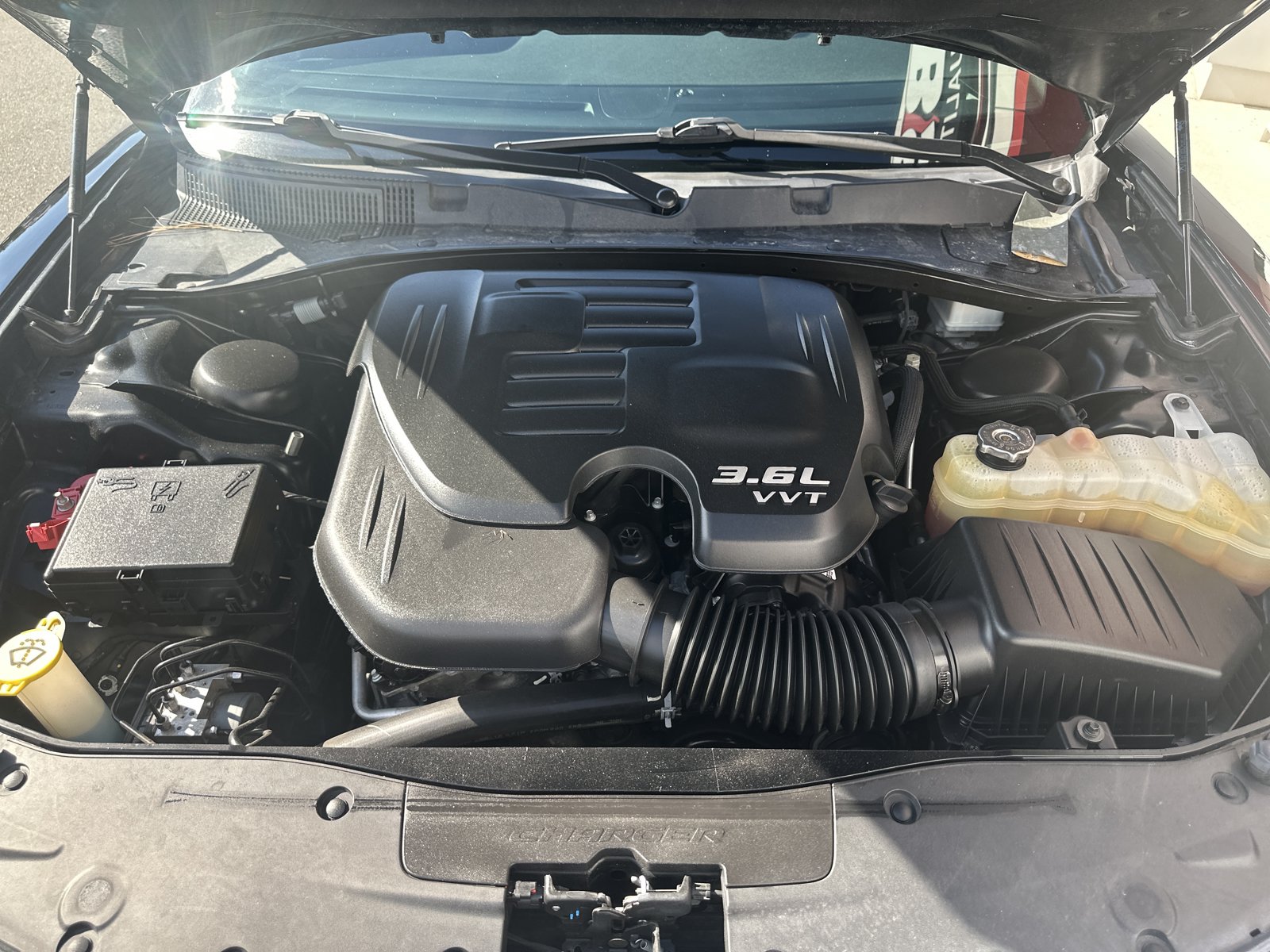 Used 2022 Dodge Charger SXT w/ Blacktop Package RWD image 36