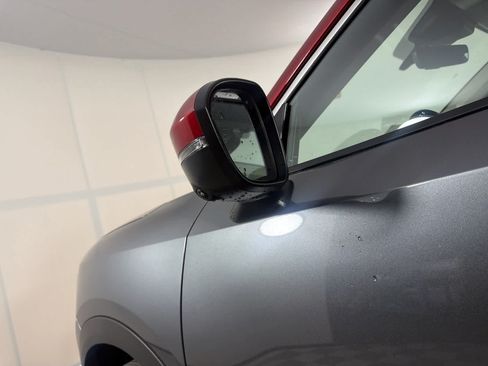 New 2026 Nissan Kicks SR w/ SR Premium Package FWD image 13