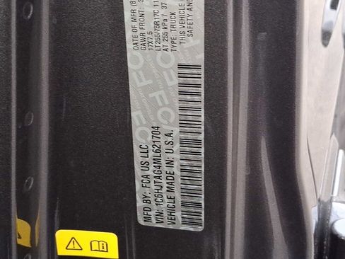 Used 2021 Jeep Gladiator Sport image 27