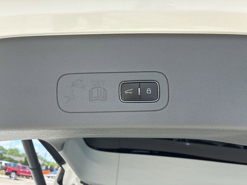 Used 2020 Lincoln Aviator Reserve w/ Equipment Group 201A AWD/4WD image 6