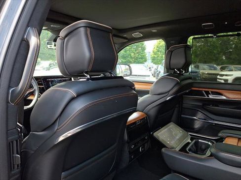 Certified 2024 Jeep Grand Wagoneer L Series III AWD/4WD image 21