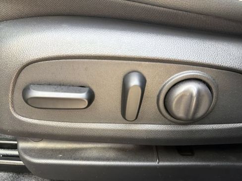 Used 2024 Buick Envista Preferred w/ Convenience I Package FWD image 12