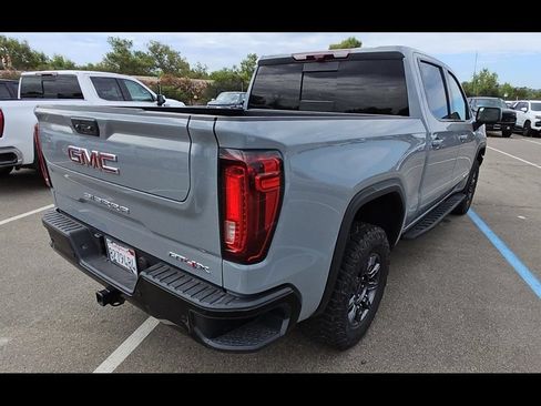 Used 2024 GMC Sierra 1500 AT4X AWD/4WD image 9