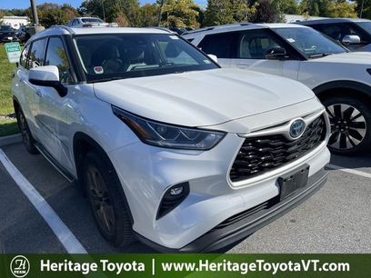 Used 2022 Toyota Highlander Bronze Edition