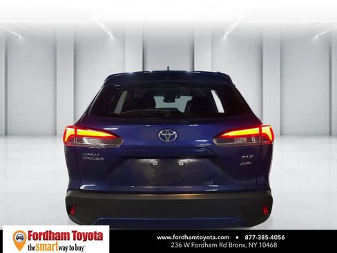 Certified 2025 Toyota Corolla Cross XLE AWD/4WD image 5