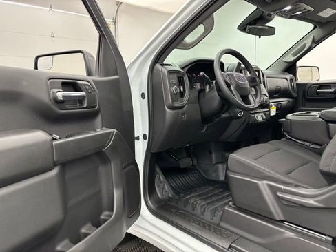 New 2026 GMC Sierra 1500 Pro image 13