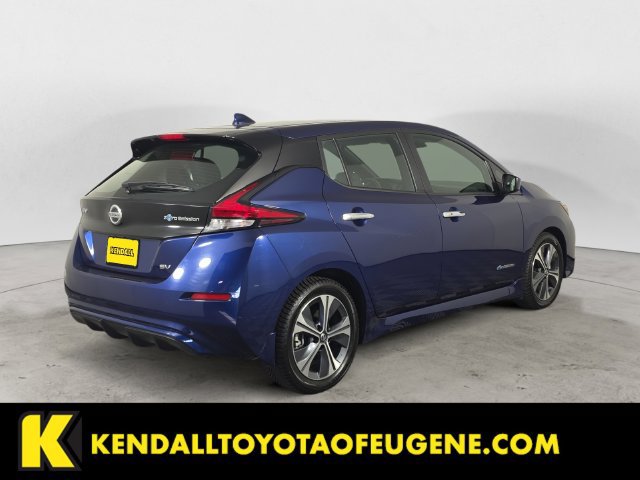 Used 2019 Nissan Leaf SV w/ SV Technology Package FWD image 5