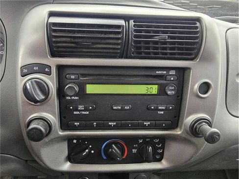 Used 2010 Ford Ranger XLT image 14