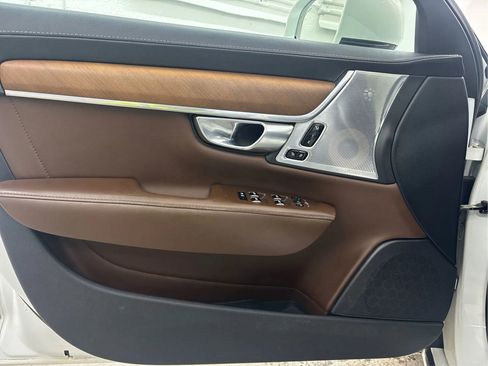 Used 2018 Volvo S90 T6 Inscription image 26