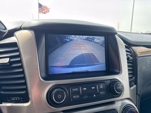 Used 2016 GMC Yukon XL Denali w/ Open Road Package AWD/4WD image 26