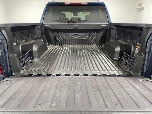 Used 2023 Chevrolet Silverado 1500 LT AWD/4WD image 24