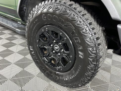 Used 2023 Ford Bronco Wildtrak AWD/4WD image 12
