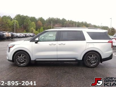 Used 2025 Kia Carnival SX