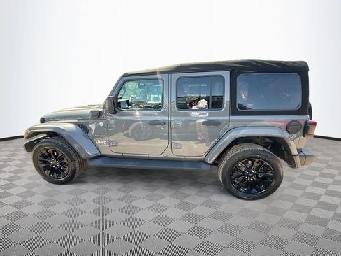 Used 2021 Jeep Wrangler Unlimited Sahara image 9