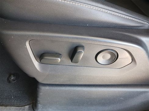 Used 2024 Chevrolet Silverado 1500 LTZ w/ Technology Package image 32