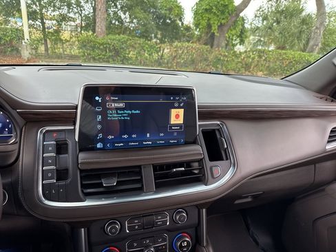 Used 2022 Chevrolet Tahoe LT image 36