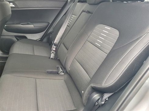 Used 2022 Kia Sportage LX w/ LX FWD Value Edition Package image 15