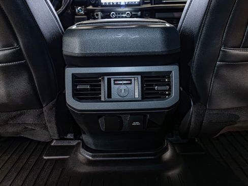 Used 2024 Ford F250 Lariat w/ Lariat Ultimate Package AWD/4WD image 23