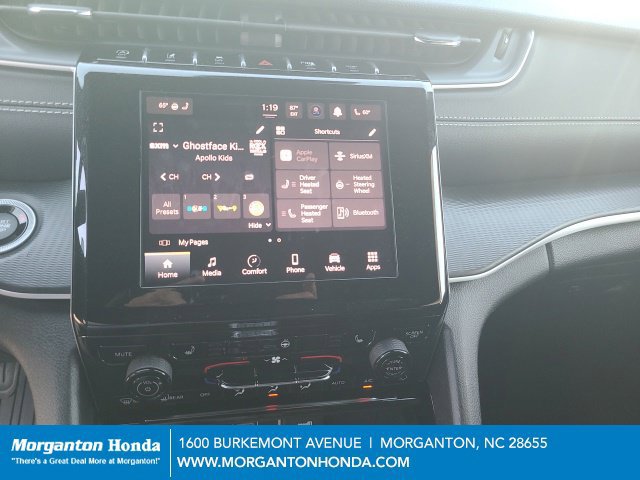 Used 2023 Jeep Grand Cherokee Altitude AWD/4WD image 23