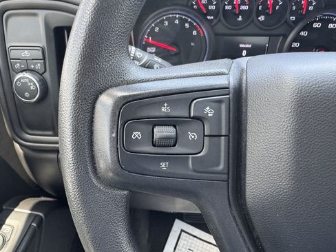 Used 2023 Chevrolet Silverado 1500 Custom RWD image 2