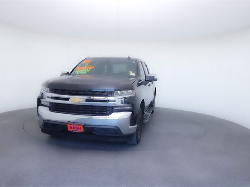 Used 2019 Chevrolet Silverado 1500 LT w/ Texas Edition image 13