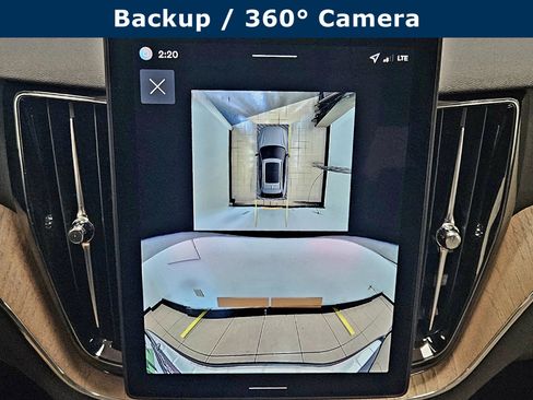 New 2026 Volvo XC60 B5 Plus w/ Protection Package Premier AWD/4WD image 24