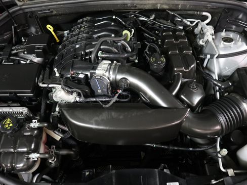 Used 2024 Dodge Durango GT RWD image 15