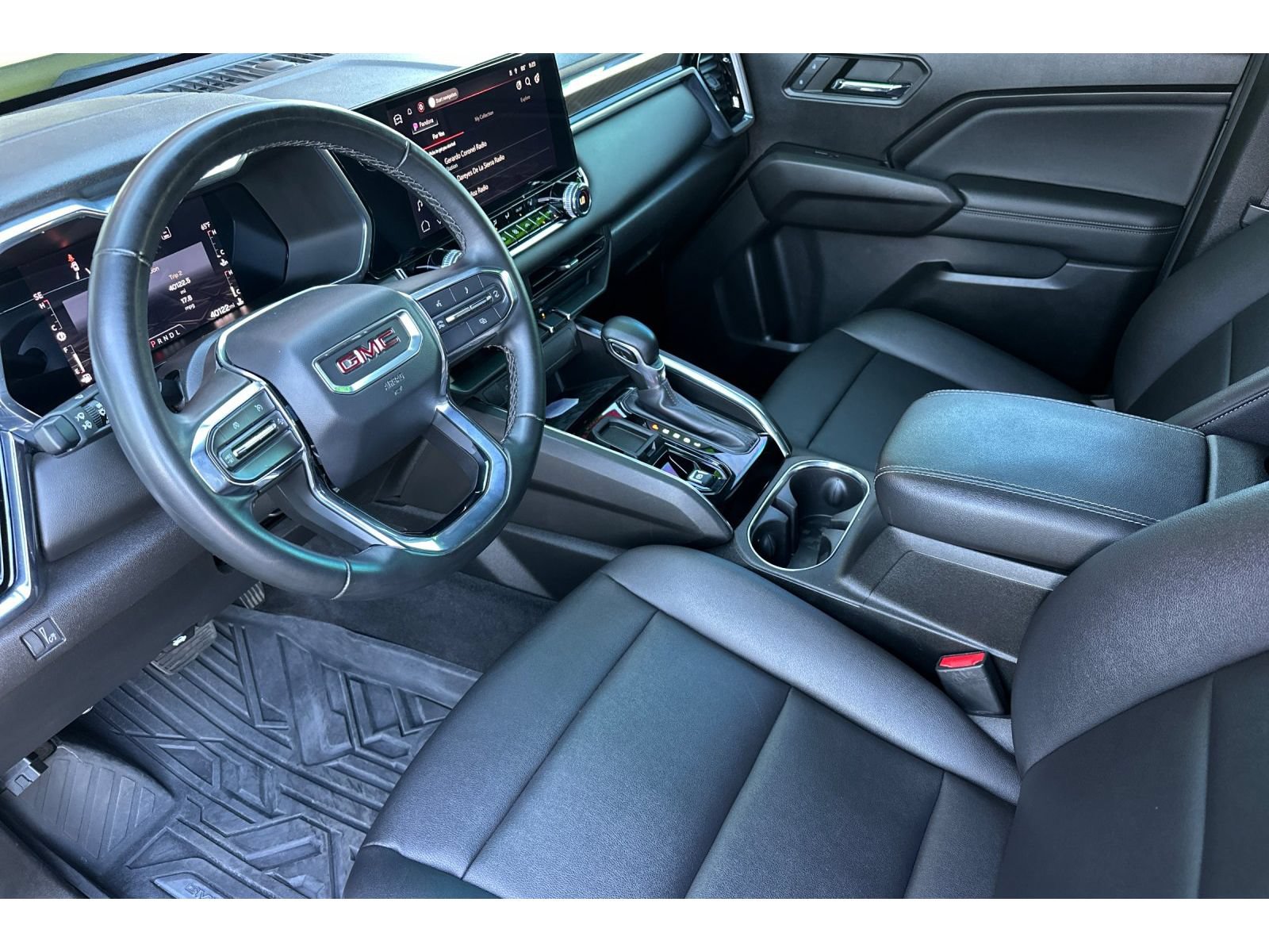 Used 2023 GMC Canyon Elevation w/ Elevation Premium Package RWD image 10