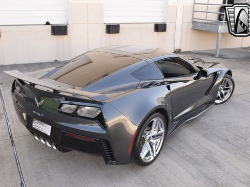 Used 2019 Chevrolet Corvette ZR1 image 6