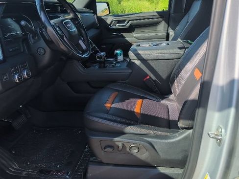 Used 2022 GMC Sierra 1500 AT4 w/ AT4 Premium Package AWD/4WD image 14