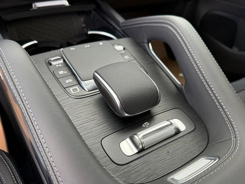 New 2026 Mercedes-Benz GLE 53 AMG 4MATIC image 25