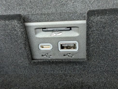 Certified 2024 Cadillac XT5 Premium Luxury image 26