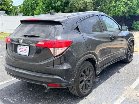 Used 2021 Honda HR-V Sport image 9